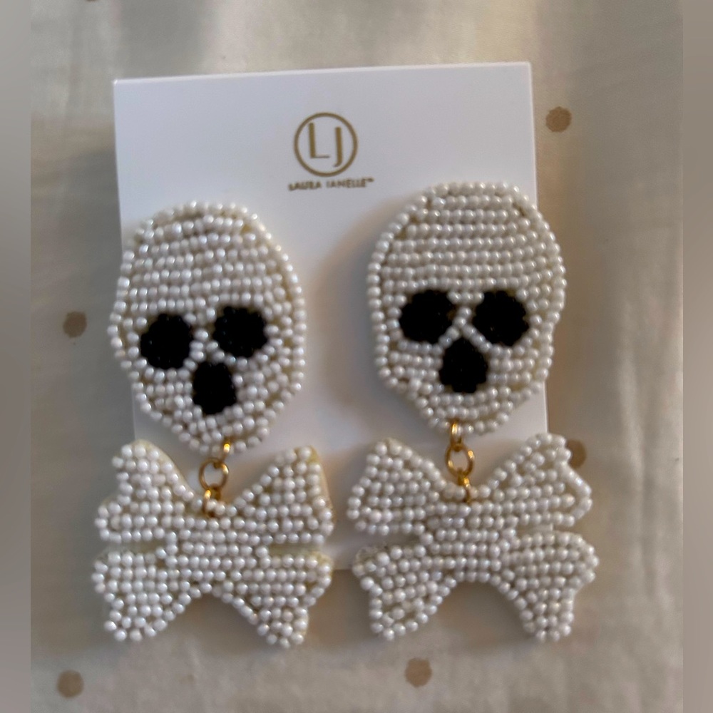 ☠️ earrings ☠️